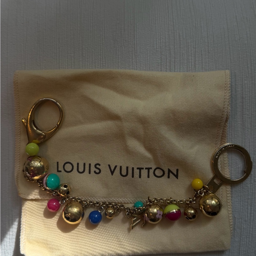LOUIS VUITTON Chaine Grelots Key Holder Bag Charm - Picture 3 of 4